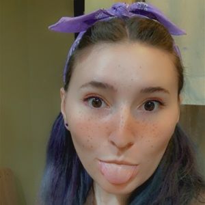 Meet your Posher, Tori